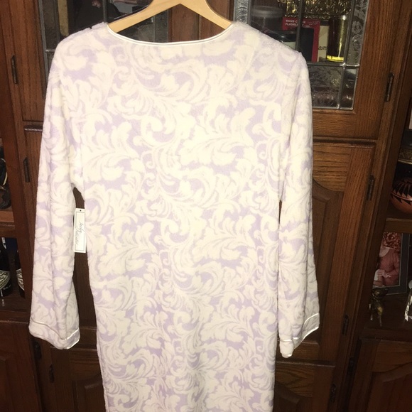 NWT Jaclyn Intimates long fleece satin trim full zip pastel sleepwear ro… - Picture 8 of 8